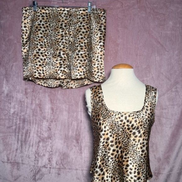 Victoria's Secret Other - Womens Leopard Print Victoria Secret PJ Set Size S